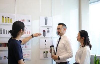 ontwerp een fles op maat voor uw merken