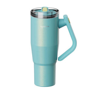Turquoise spill-proof travel mug with a clear lid and built-in handle, upright view.