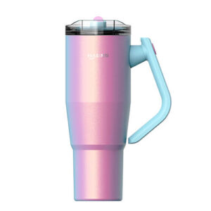 Iridescent pink and blue insulated travel mug with a transparent lid and light-blue handle, shown from the side.
